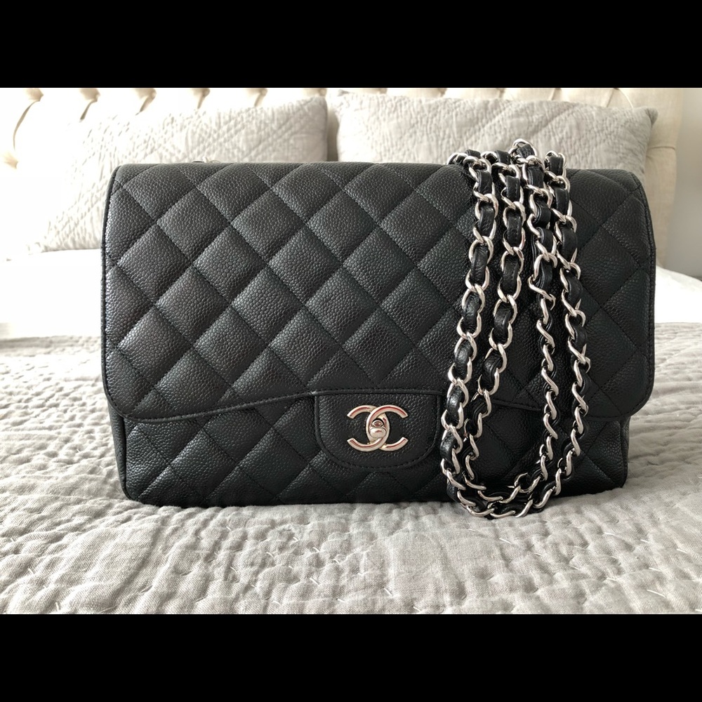 CHANEL Black Quilted Caviar Leather Shoulder Bag with Silver Chain